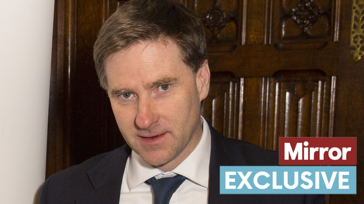 mikeysmith's tweet image. EXCL Boris Johnson faces new sleaze scandal after ex-Health minister &apos;broke rules and lied&apos; about job with drug firm

mirror.co.uk/news/politics/…