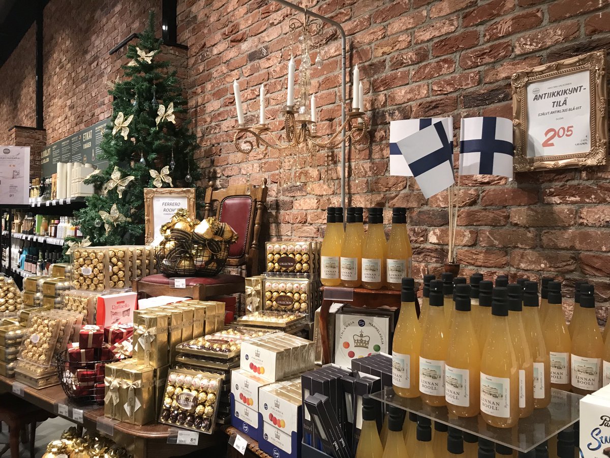 ItkonenE's tweet photo. Hyvää itsenäisyyspäivää 🇫🇮toivottaa  Food Market Tapiolan Herkku 💙 olemme avoinna molemmat pyhäpäivät klo 10-21 .tervetuloa Herkkuun ! https://t.co/ptLIzTWX9l