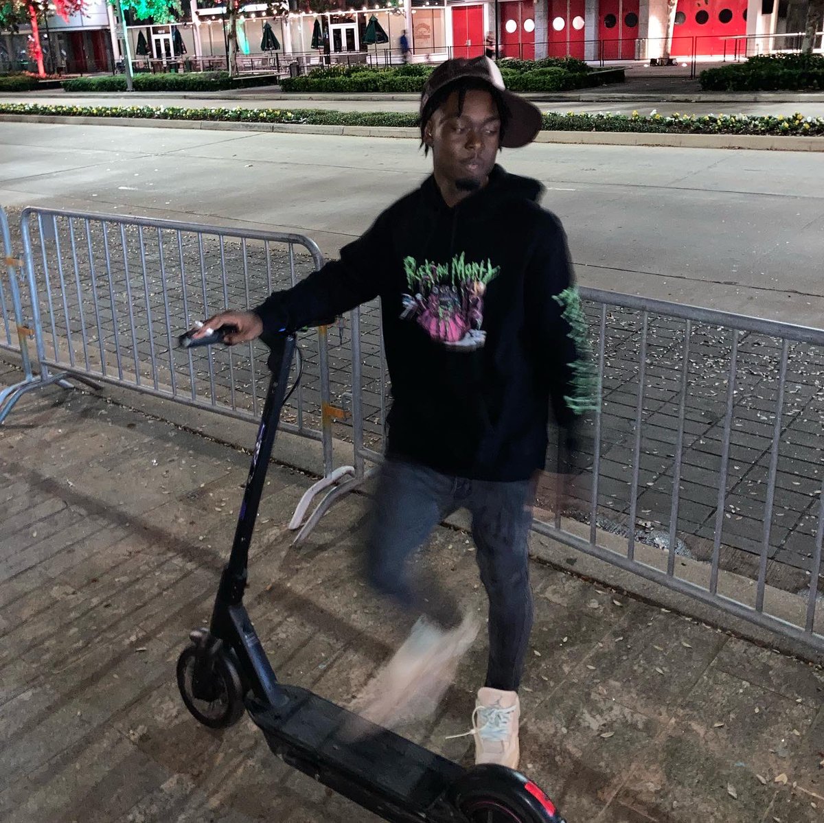 DOELICKTBOY's tweet photo. 🛴💨 I N  T H E  N A M E  O F  ZACC💙 #Perc30💊 https://t.co/8JDVawC6bg