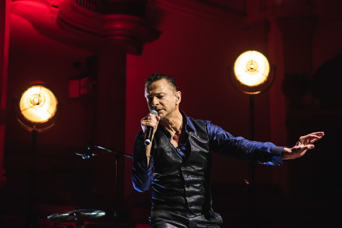 Dave Gahan tweet media