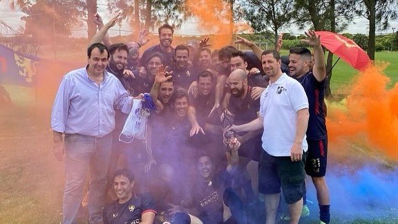 LUD_Oficial's tweet photo. ¡ᴅᴀʟᴇ ᴄᴀᴍᴘᴇÓɴ! ⚽️🏆🎉

La Divisional “F” del torneo de #fútbol de la categoría #presenior tiene dueño y es @Astonpresenior, que venció 2-0 a @JuveUniv y así festejó la obtención del título 🎊

¡Felicitaciones! 🍾

#SomosLaLiga https://t.co/bNH0AIFQV7