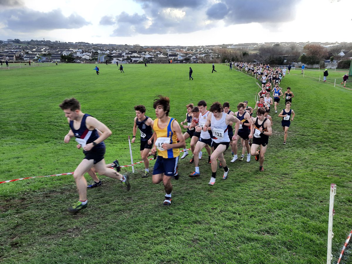 ShrewsburySport's tweet photo. What a great advert for the oldest running club in the world - The RSSH 🏃🏽‍♂️🏃‍♀️
Finishing 5th, 9th and 21st in the Inter Boys, Senior Boys and Senior Girls at the ESAA Cross Country finals! 👏👏👏
Well done to all the runners and coaches! 👍 https://t.co/F4OpmNFUKT