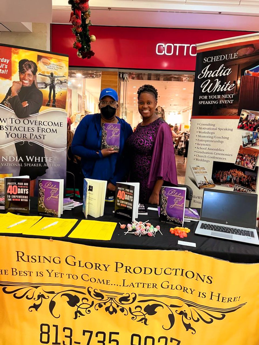 Indispeaknteach's tweet photo. Thanks for Jimmy and Ricky's and the overall support in Tampa in purchasing my books! Find more at https://t.co/B8wbilEb9x! #drindiawhite #onpointexpo #weop #indiawhite #business #success https://t.co/2b2b6KiXYC