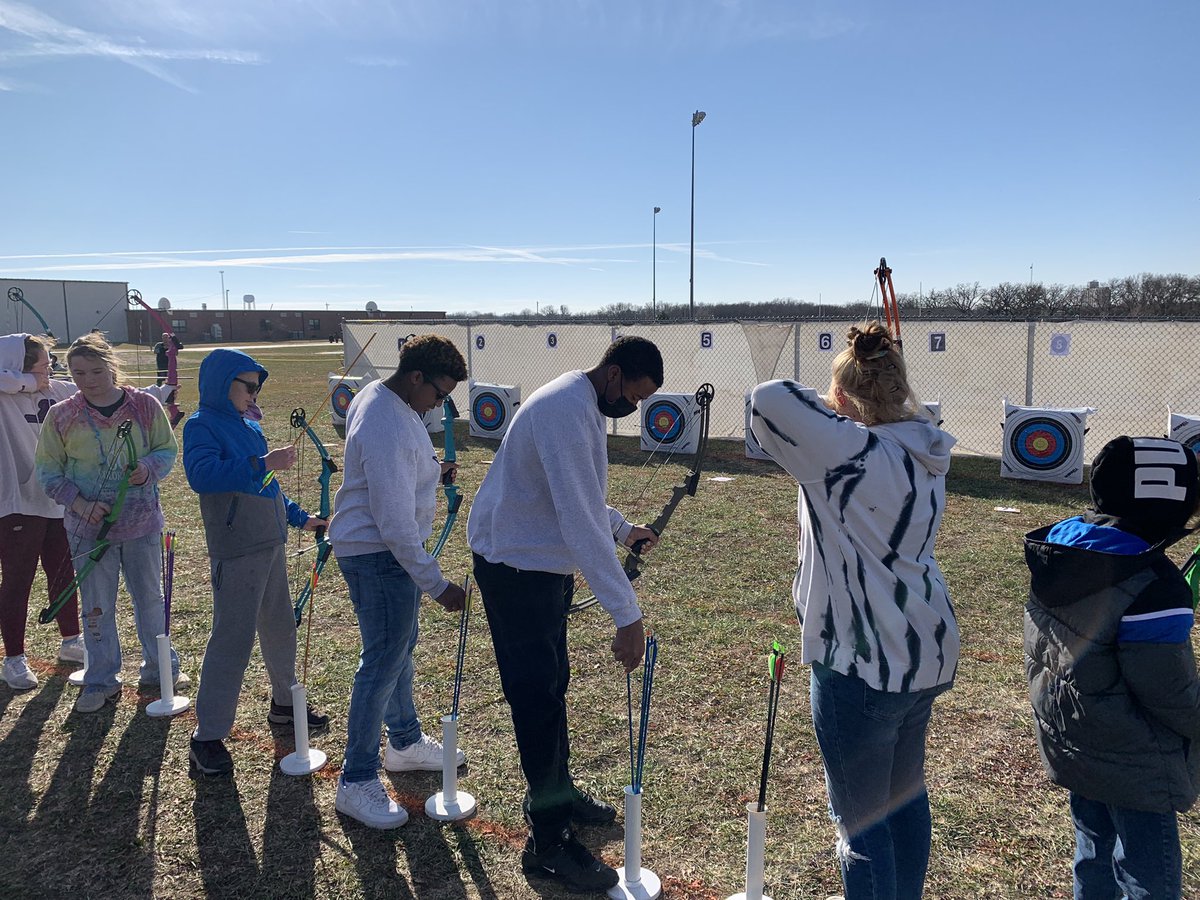 wh_afjrotc's tweet photo. Reindeer Classic https://t.co/das2uUdxpF