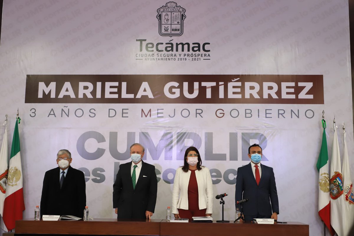 EricSevillamx's tweet photo. La rendición de cuentas fortalece la democracia de nuestro país. Hoy, con la representación del Gobernador @alfredodelmazo,  acudí al Tercer Informe de Gobierno de @Mariela_Gtz18, Presidenta Municipal de #Tecámac. ¡Felicidades! https://t.co/fJZvQ8Yy7a