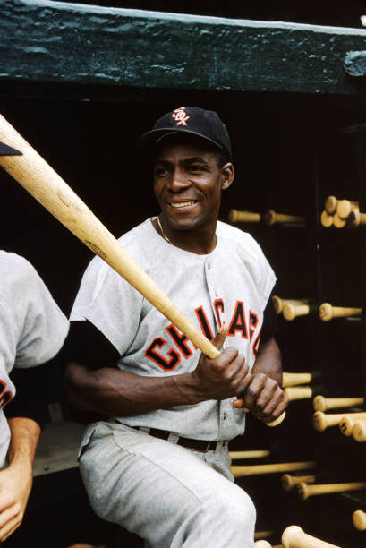 SABRbioproject's tweet photo. Orestes "Minnie" Miñoso 🇨🇺 is on Golden Days Era Hall of Fame ballot. He began his US pro career w Negro National League New York Cubans in 1946 &amp; was 4X AS, then was a 9X AS w Cleveland &amp; @Whitesox. The Cuban Comet batted .299 w 130 OPS+. His @sabr bio https://t.co/FRAlYMz64E https://t.co/0lr594FHNk
