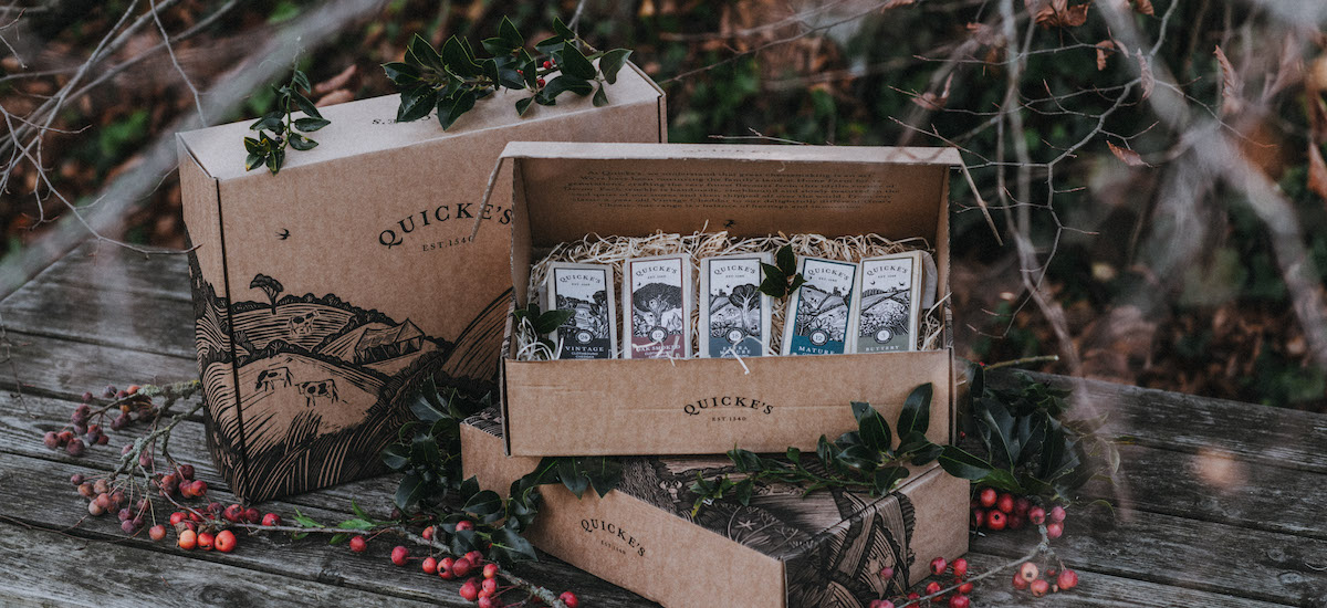 FarmersOfTheUK's tweet image. WIN💥We are giving you the chance to win a @QuickesCheese Cheddar Tasting Box filled with 5 stunning cheddars handmade here on our Devon farm using the milk from our own cows. All you need to do is LIKE &amp;amp; RETWEET this post &amp;amp; we will choose a winner at 7.30PM tomorrow. Good luck!