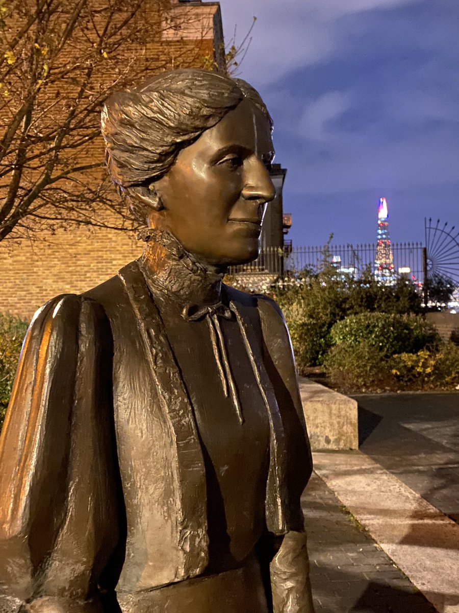 Robert Hulse (@allour_stories) on Twitter photo 