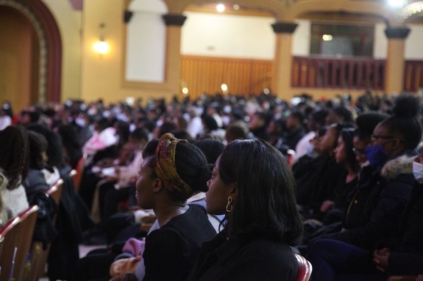 TheHelpCentre's tweet photo. Until we are complete, we won’t be happy. However, in order for us to be complete we must have the Spirit of God within us.
What an amazing meeting we had today!
Share in the comments section what stood out for you.
#HolySpiritWithin = #TrueHappiness
@Godllywooduk https://t.co/I40tIYTafL