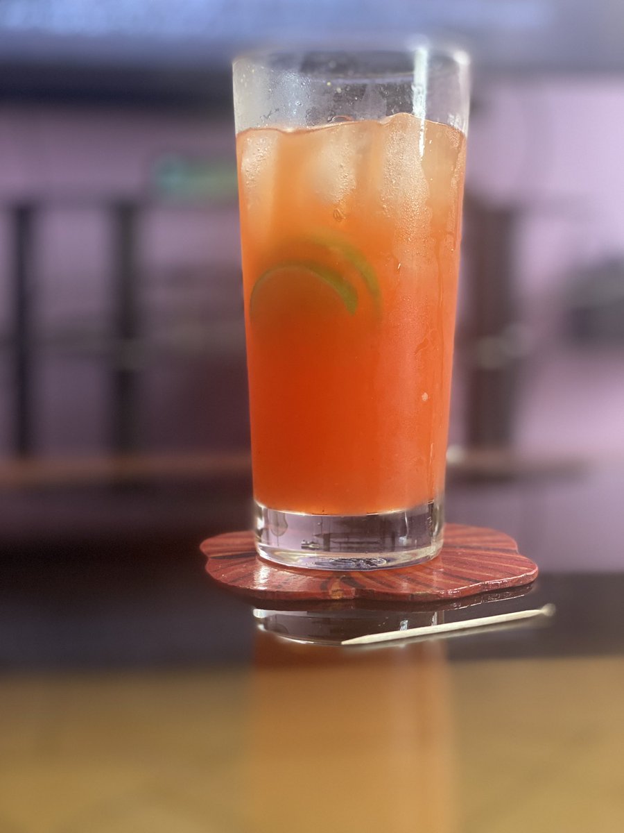 djecee's tweet photo. #HomeMadeCocktail #CocktailDuSamedi
▪️Bière prestige
▪️Citron
▪️Grenadia
▪️Sirop grenadine
▪️Benedicta
▪️Boisson énergisante
▪️Glaçons
Délicieux! Enjoy! https://t.co/ZobduXkgjp