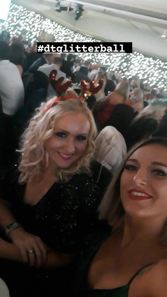 jenn_3006's tweet photo. #DTGlitterball https://t.co/s3hVcBDCvw