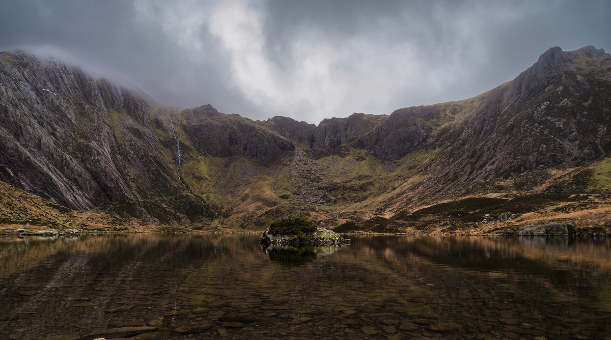 Today’s views at #Cwmidwal #exploresnowdonia