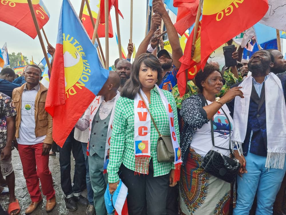 AvcRdc's tweet photo. Spéciale Mobilisation des membres de AVC RDC conduite par son SG Magloire Kasongo en soutient à l'UDPS comme la plus grande force lors de la journée organisée par le FPAU (Forces Politiques  Alliés de l'UDPS ) dans le cadre d'échanges et stratégies pour le cap2023 https://t.co/dfJZrbVP0j