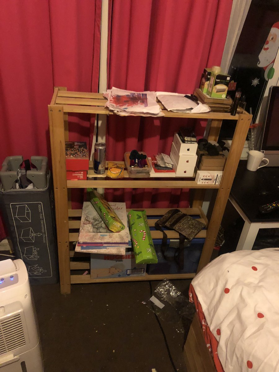 MrstephensRP's tweet photo. New eBay shipping/ listing shelf
Up cycling someone else junk, for this so never go pass something someone throw out as it might come in handy
#upcycled #recycled #recycling #ebay #ebaydeals #ebayfinds #freefind https://t.co/Xb9jYmGGFX