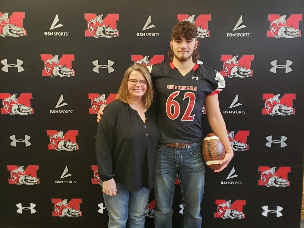 wyguy2022's tweet photo. After a great visit and great conversation with @CoachIeuter and @coach_zeek I am excited to announce my third offer to continue my Academic and Athletic Career with @MuskingumFB 
@MIexposure @_coachpoe @DisplcdSkersFan @MamaDickOf5 https://t.co/kG22q2m3yi
