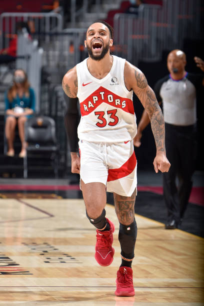 ScaryGaryFr's tweet photo. Même en ayant accompli son rêve de jouer en NBA, Gary n’oublie pas d’être présent pour son meilleur ami. Chaque fois qu’il entre sur le parquet, il joue également pour lui. Le #Play4JB visible sur tous ses réseaux en est le symbole. T’es un homme en or @gtrentjr ❤️ https://t.co/lVU1AS5Fsu