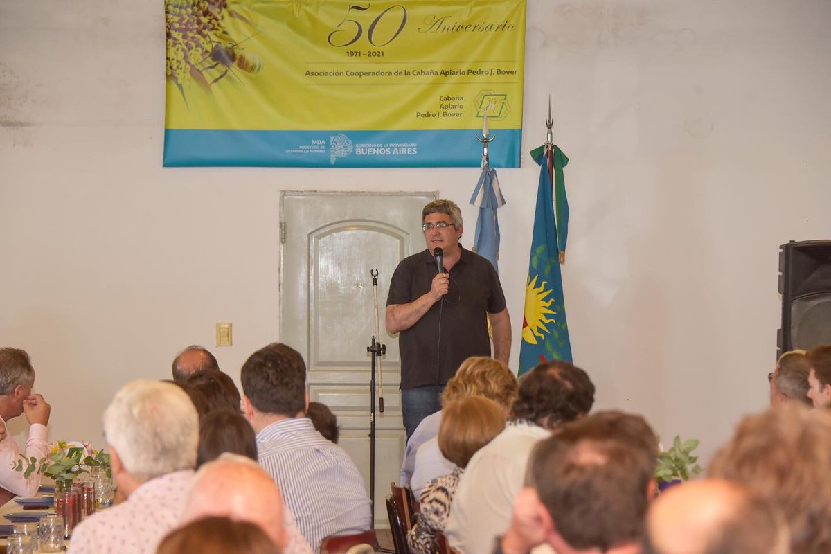 JavoRodriguezL's tweet photo. #GeneralBelgrano Participé del festejo del 50° Aniversario de la Asociación Cooperadora de la Cabaña Apiario Pedro J. Bover de @agrariopba. Estamos convencidos que el trabajo en conjunto con los distintos sectores productivos impulsa el crecimiento de la #PBA.
¡Felices 50 años! https://t.co/CyW34Tr0gM