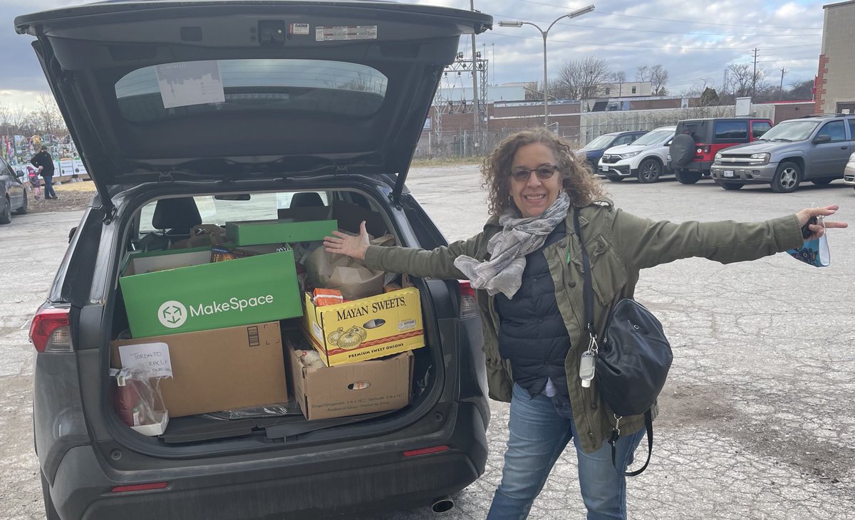 Proud to drop-off 500 items from generous community non-perishable donations! #TorontoMiracle ❤️