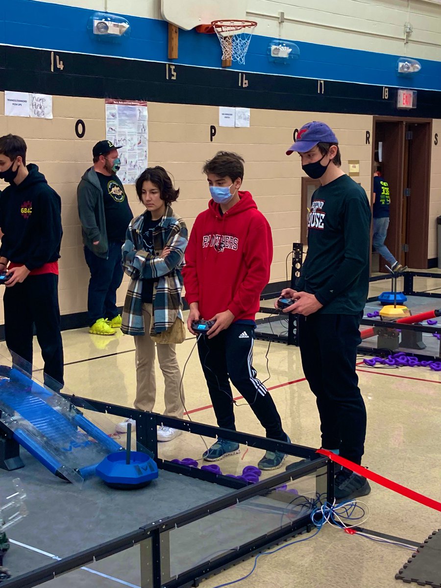 JELPLTW's tweet photo. NC Robotics in their first competition in a year. Great outing!  @JELCC @Director_JELCC @msdwt @NC_Principal @NCHS_IN https://t.co/NWc2PUucV2
