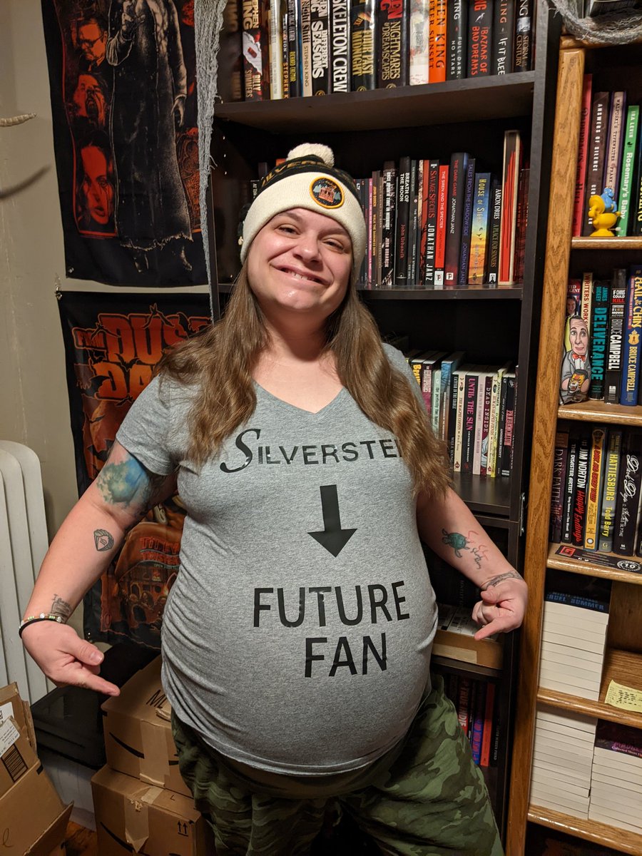 MakeMeReadPod's tweet image. Being 38 weeks pregnant won't keep me from seeing my favorite band, @silverstein! See you in Baltimore tomorrow. Feel free to rock so hard my water breaks! @shanetold @Tourbeard @billverstein @xpaulx @paulmarc