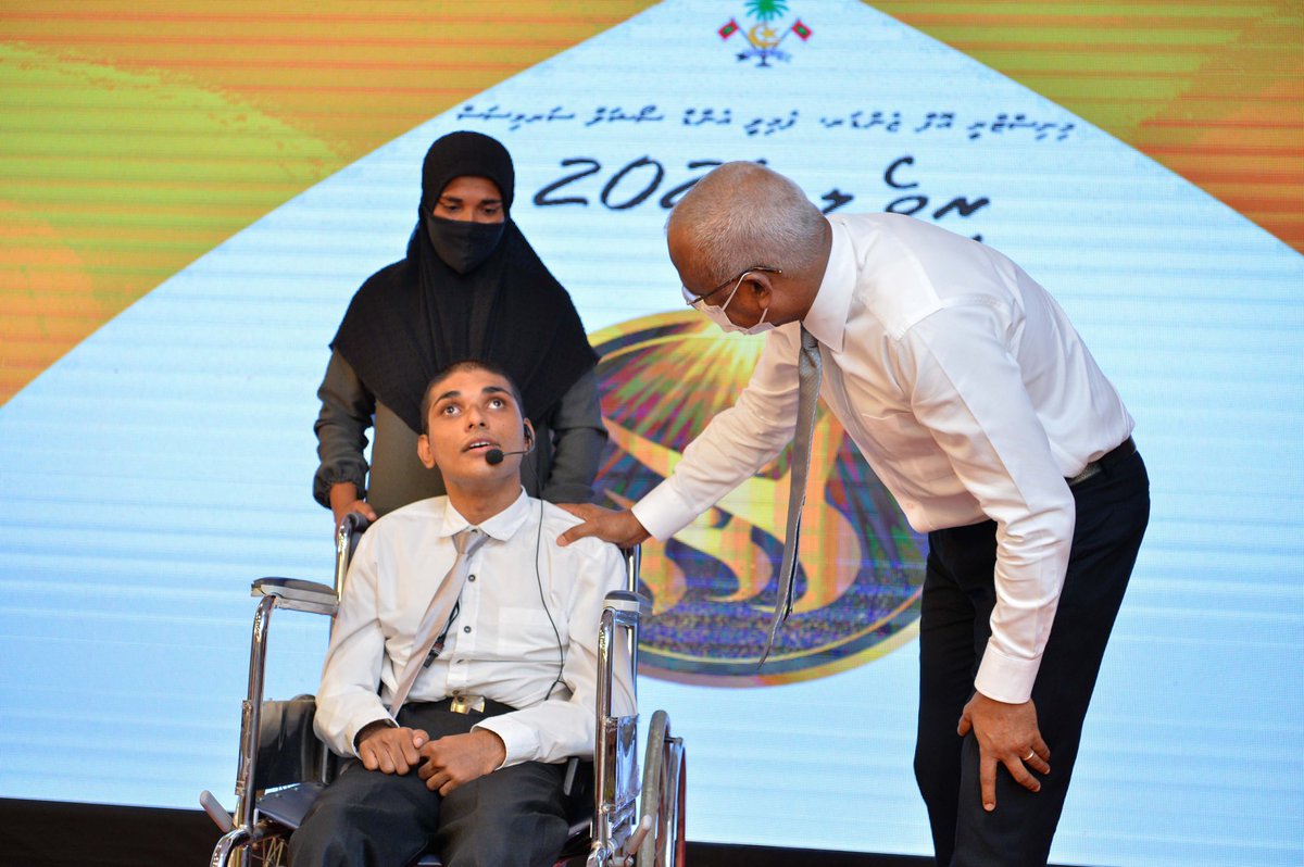 presidencymv's tweet photo. President @ibusolih and First Lady Fazna Ahmed attends Riveli Awards 2021 ceremony https://t.co/3w0JSmBpgV