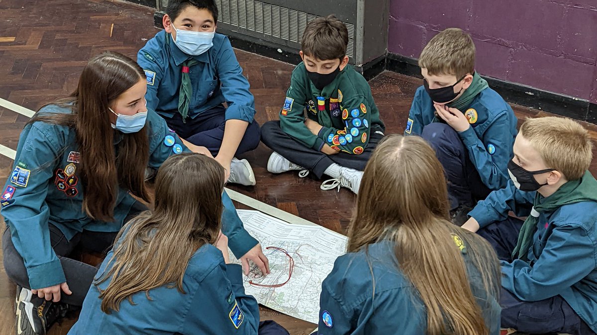 1sthooktroop's tweet photo. The Troop PLs gave a quick refresher on map and compass skills last night to their patrols ahead of next week's night hike, let's see how many Scouts remember how to map read next week! #SkillsForLife #iscout https://t.co/vlWFI96dIg