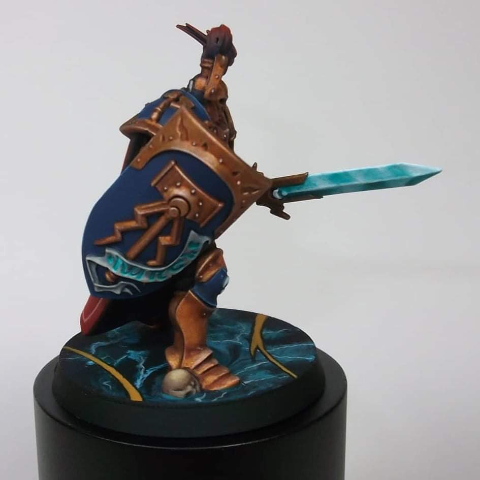 IndianaComics's tweet photo. Knight-Questor commission. More photos in my Instagram: chaos_thug #PaintingWarhammer #WarhammerCommunity #Warmongers #stormcasteternals #silvertower #knightquestor #sigmar #citiesofsigmar #warhammer #ageofsigmar https://t.co/kLb3WLGISx
