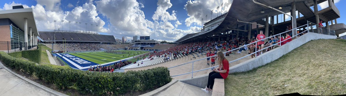 Playoff Football In Texas (not even State game or semi-final) #Rice 🏟 #KatyVsSummerCreek