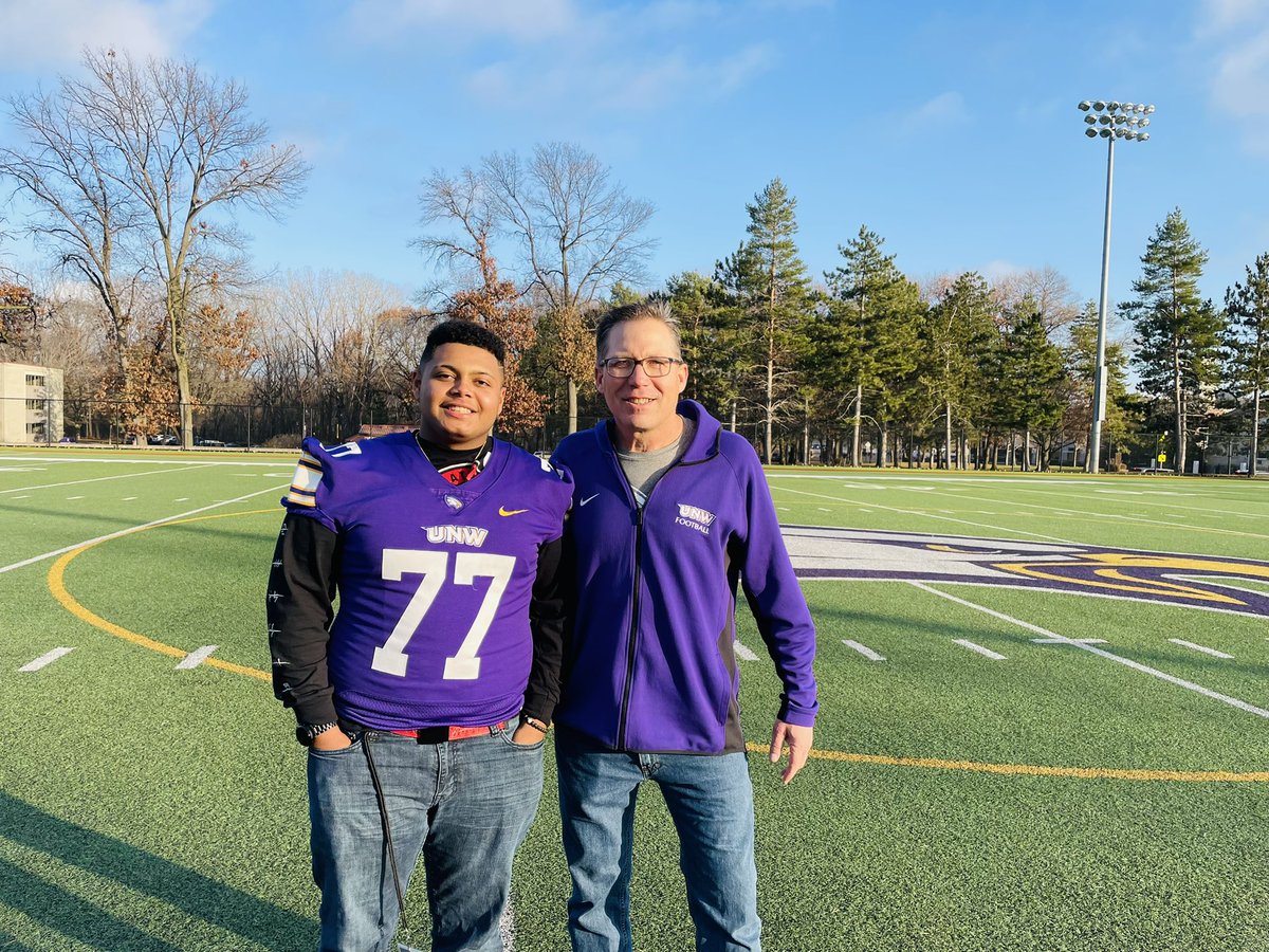 Thank you Coaches @UNWMoore @BJLNJohnson82 @Kilgore_31 & Heiv. I had a great time visiting @NorthwesternMN I’m thankful the opportunities to further my education, my 🏈 career & possibly my ⚾️ career. @CoachMCGoodman1 #officialvisit #collegevisit #recruit #football #baseball #unw