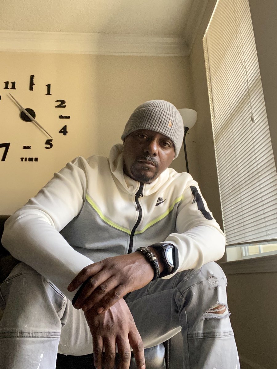 EricPharrell's tweet image. 