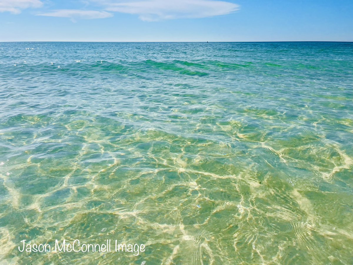 Jason_T_McC's tweet photo. Absolutely beautiful day on Holmes Beach!! βοΈ π π π΄ @amichamber @ManateeGov @RealSaltLife #BestPlaceToLive #FLoLiving https://t.co/O95DBeXB1R