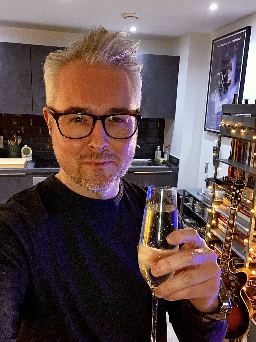 GarethDJones79's tweet photo. Today marks the 1 year anniversary of me moving to Cardiff. After a rough few years I pushed to make my life more what I wanted it to be. Life is unrecognisable now from what it was a few years ago. I love it. I’m pretty happy in my own skin now. Ready for the next steps. Cheers! https://t.co/CzO4NohnPD