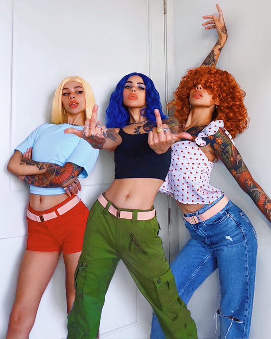 1 pic. Kanker Sisters 🖕🏽👿✨ IG: snitchery https://t.co/KOWtwpdvDm