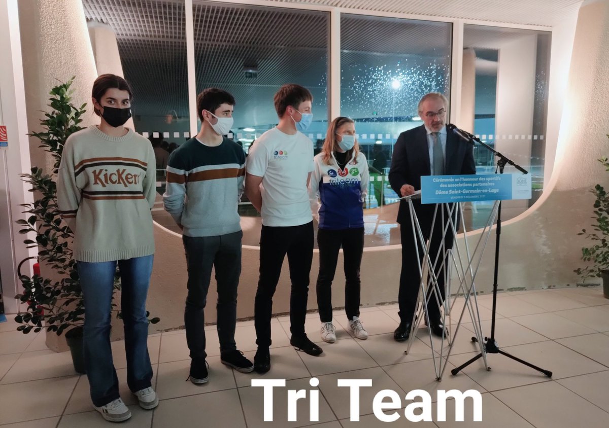Ju3395's tweet photo. Vendredi 3 décembre, @Arnaud_Pericard,Président du Syndicat Intercommunale de la piscine, l'ensemble des élus et les membres d'Unilys ont mis à l'honneur les associations sportives Triteam, Aquadôme et @cno_stgermain et leurs 26 champions toute catégorie. Fiers de nos sportifs 👋🏽 https://t.co/wGry6L2z9p