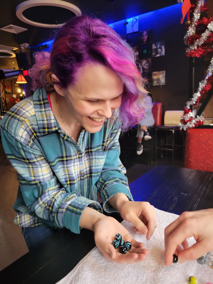 Had a great time meeting  <a href="/Jellesmarbles/">Jelle’s Marble Runs</a> and the other fans! THEY LET ME HOLD THE MIDNIGHT WISPS!!!!
Worth the 7 hour drive round trip for sure.