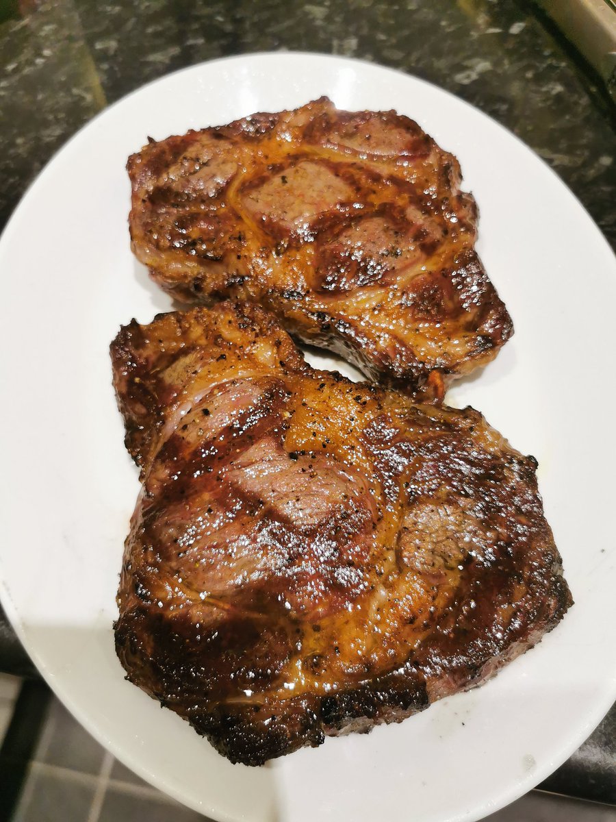 JOC456's tweet photo. OMFG! Just cooked up these bad boys from @MeatMattersltd with some homemade garlic and rosemary potatoes. Wow! Outstanding 👏👏 https://t.co/BnHX81Lbw4