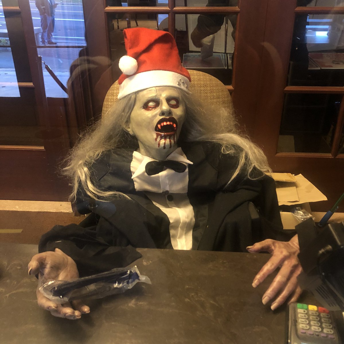 SaturdaySlasher's tweet image. Season’s Bleedings Marathon at the Capitol Theatre.

#capitoltheatre #cleveland #Horror #christmashorror #silentnightdeadlynight #thething #fleahforfrankenstein #newyearsevil