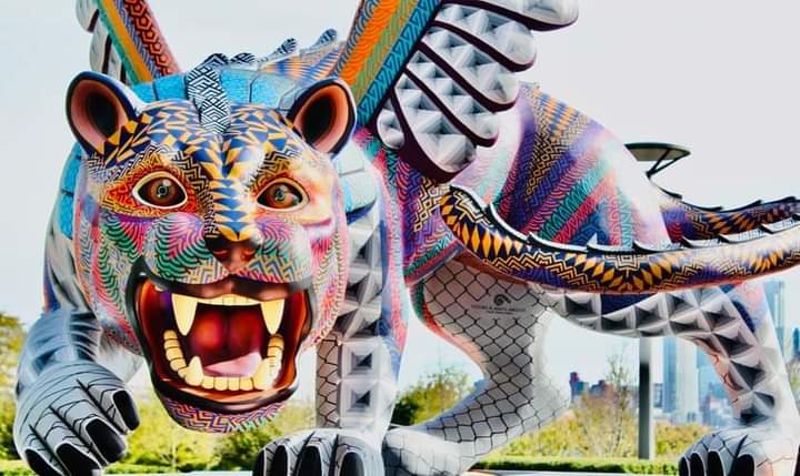 RalphABA's tweet photo. La bête que je vis avait l’allure d’un léopard, ses pattes ressemblaient à celles d’un ours et sa gueule à celle d’un lion. Le dragon lui donna sa puissance, son trône et une grande autorité.
Apocalypse 13:2 BDS https://t.co/Nc7qbkTeAm