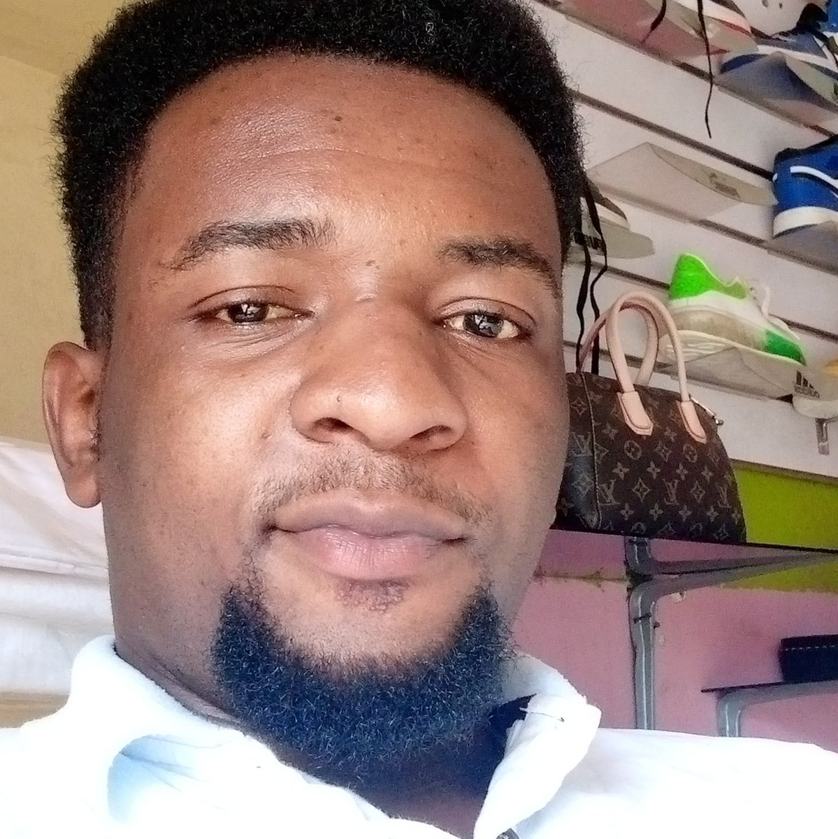 MichaelNtabala's tweet photo. #NouvellePhotoDeProfil https://t.co/jLBK46Oufl