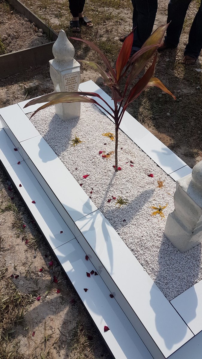 JoeKeriangan's tweet photo. Assalamualaikum Mer, we miss you bro. Aku singgah soon okay bro♥️ https://t.co/mOW6ZJcnSh
