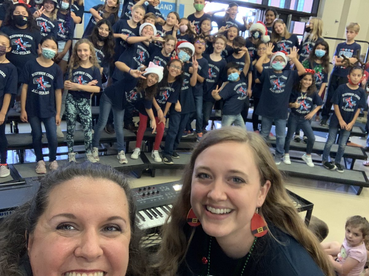mrsmorrismusic's tweet photo. Such joy singing this morning at the @ctjband craft fair this morning! @MrsShortMusic @NEISDElemMusic @NEISDFineArts @bulverdecreek https://t.co/XmUKsTQ2iV