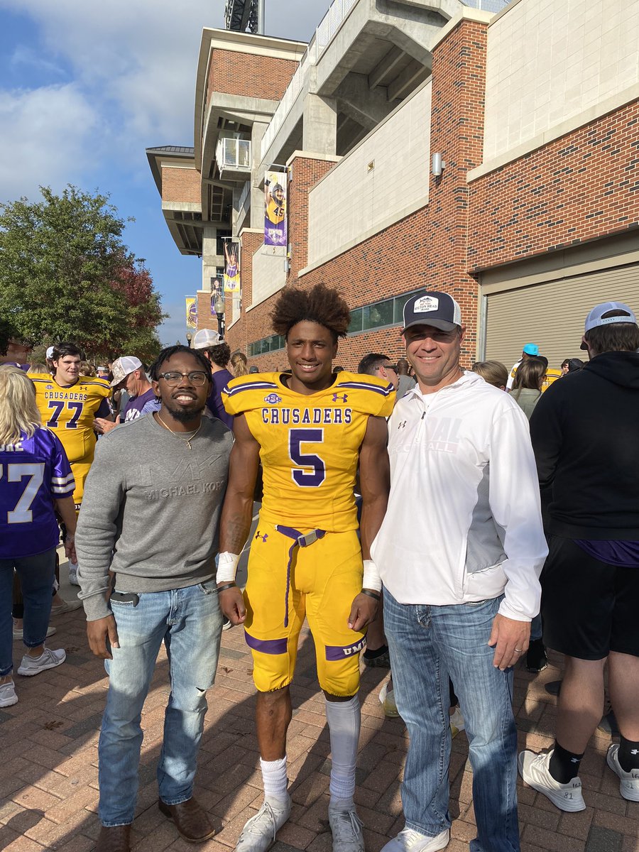 Van HS Football (@vanvandals) on Twitter photo Great game today for Phonso. Went over 1,000 yards for season. Plays in the semi-finals next week. Congratulations. @VanVandals1 <a href="/vanboosters/">Van Athletic Booster Club</a> Great game today for Phonso. Went over 1,000 yards for season. Plays in the semi-finals next week. Congratulations. @VanVandals1 <a href="/vanboosters/">Van Athletic Booster Club</a>