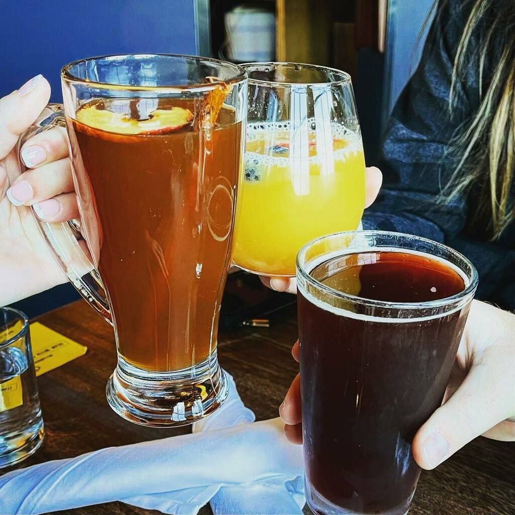 Weekends are made for brunch, and <a href="/bellinghamcider/">Bellingham Cider Co.</a> is our new favorite brunch spot in B’ham.  Awesome house ciders along with cocktails and guest tap beers, plus deliciously classic and creative food offerings.

•
•
•
•
•
#greatamericanbeer #craftbeer #beerporn #instabee…