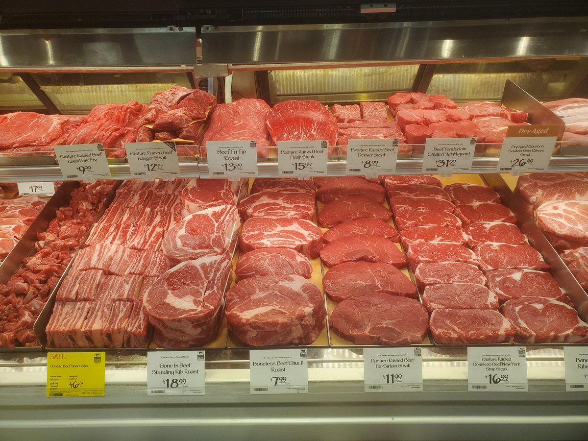 asal1876's tweet image. Man I got some good lookin meat... Short ribs on sale @mellinger... #MeatPride #TootingMyHorn