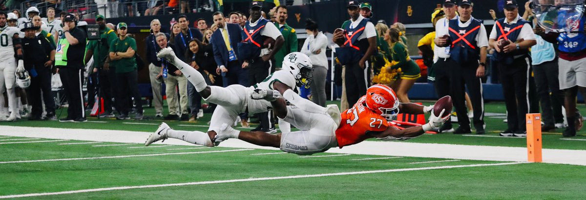 Former walk-on, 6th-year senior, #Big12FB Championship-winning play. 

The Stand™️ 

#SicEm x #Big12Champs 🏆