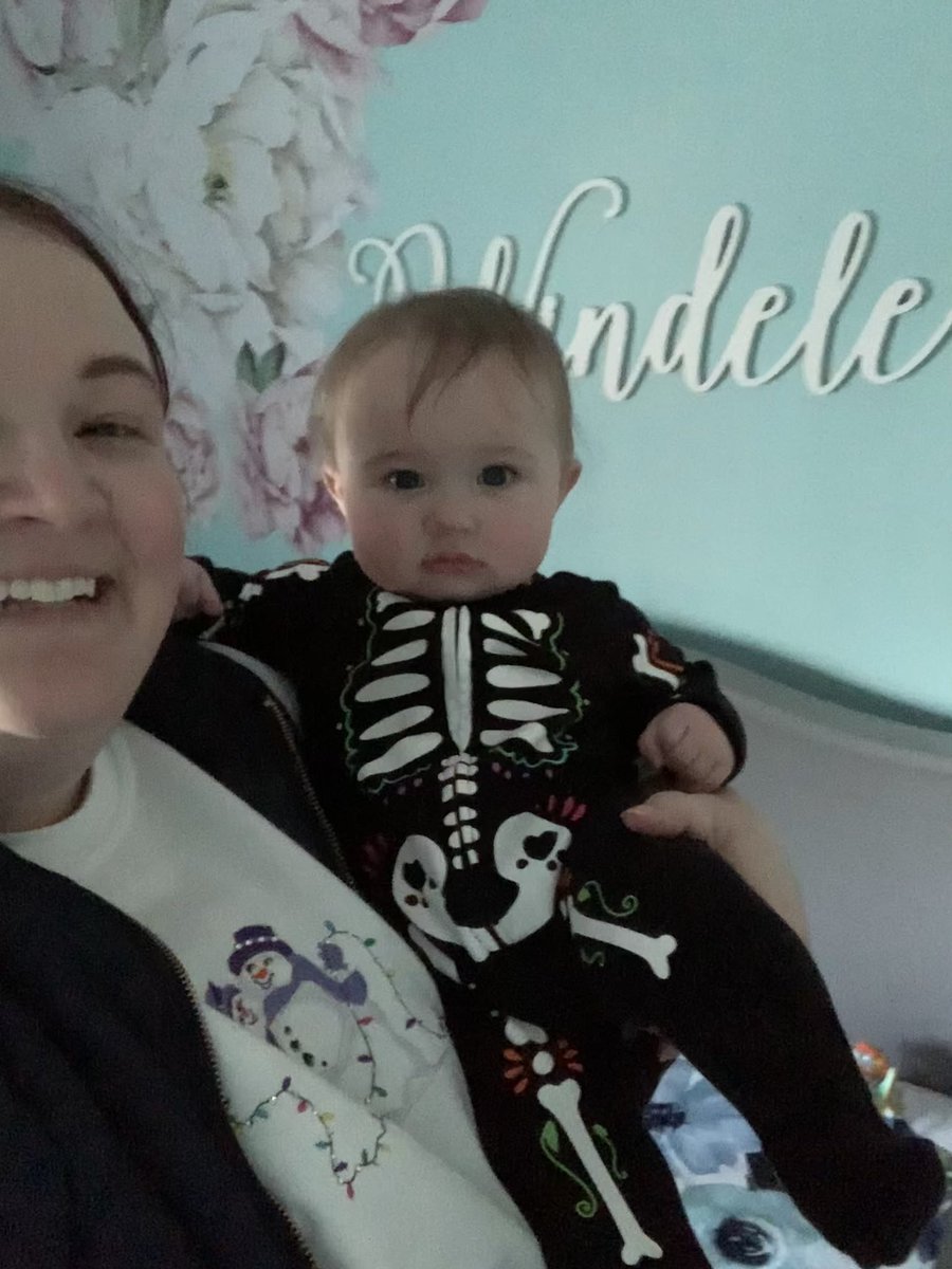 Alexandra Reschke-Parisi tweet media