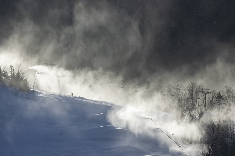 cannonmountain's tweet photo. First Saturday of the season was a beauty. More sun &amp; great snow on tap for Sunday! Visit https://t.co/SGn19hMOIG to reserve your ticket ahead of time for the lowest rates https://t.co/K8DHZ3vaiw