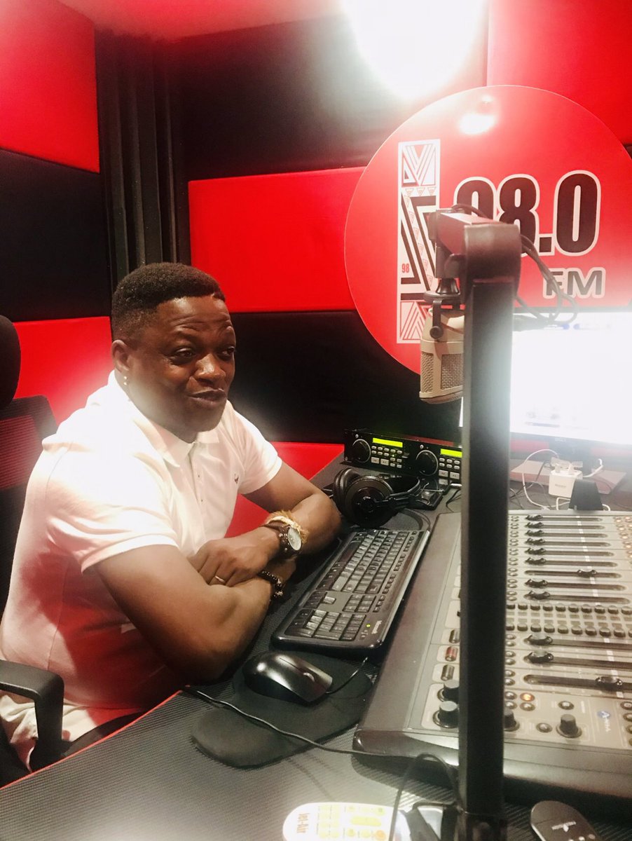 MsajeroRSA's tweet photo. Musotherapy - “Your Different Weekend Radio Template” is on your wireless via KZN’s Durban-based supreme community radio station @izwi98fm until 06H00 this morning courtesy of yours truly https://t.co/bbRe4FeHTH