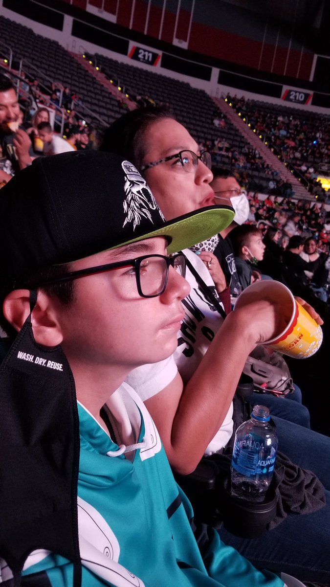 #WWWEdinburg <a href="/RandyOrton/">Randy Orton</a> <a href="/SuperKingofBros/">Matthew Riddle</a>