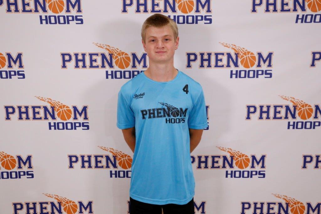 POBScout's tweet photo. There is no doubt about it, no matter what 2022 AJ Cook has the green light from @mgelling4977.  And it is easy to see why... shooters are gonna shoot! #PhenomHoops @BattleAtTheMill https://t.co/qwsrqOYFAh